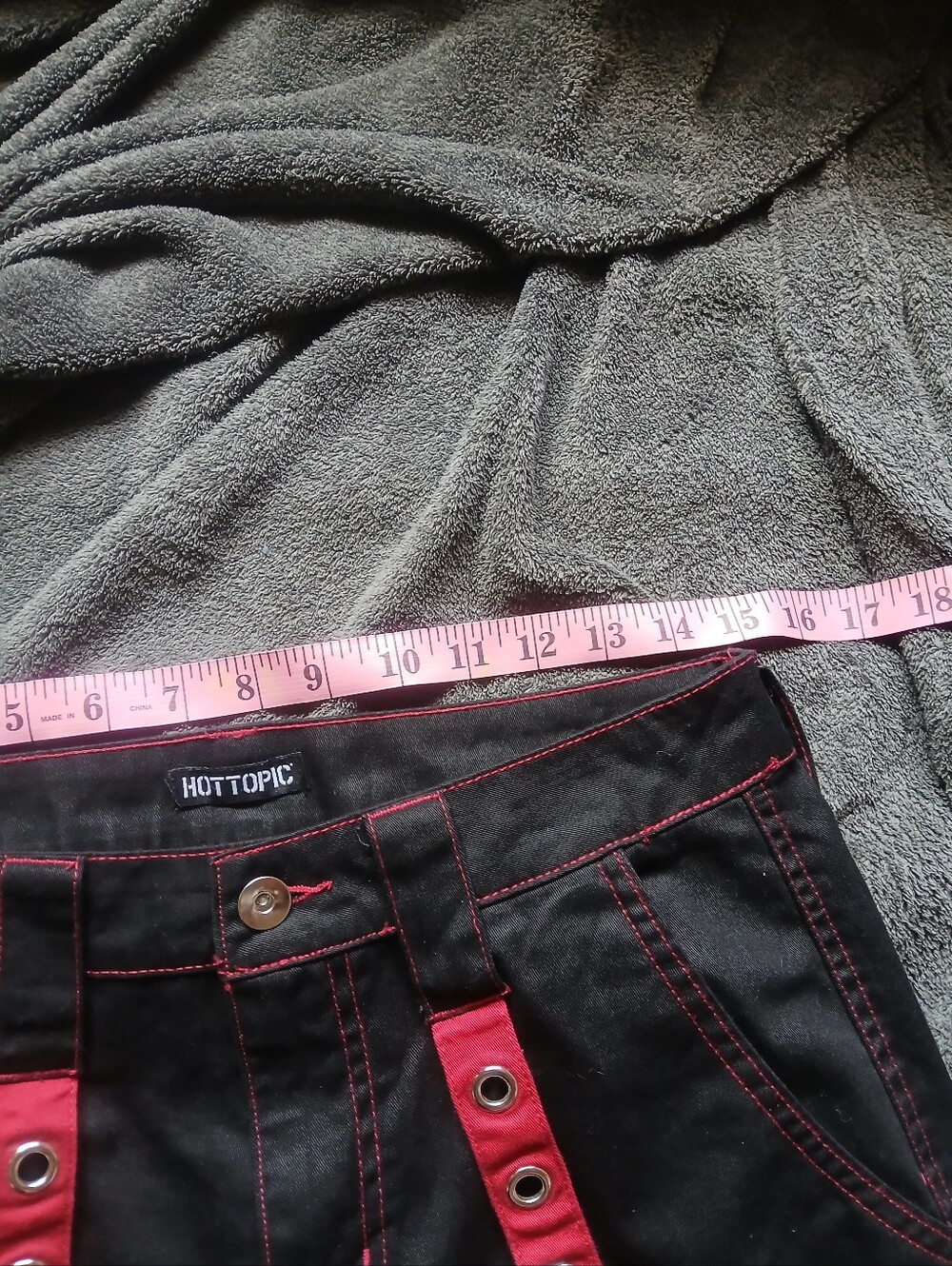 Black And Red Grommet Strap Carpenter Pants Size 5 - Picture 12 of 13